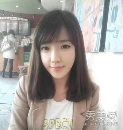 甜美纯正的梨花头,长而中等的头发,有很好的剃须和减肥效果。