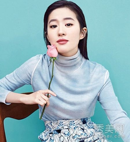 刘亦菲的最新大片《纯湿头发》在几秒钟内就把陈妍希变成了渣