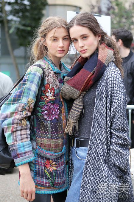 围巾搭配衣服图片围巾如何看起来不错