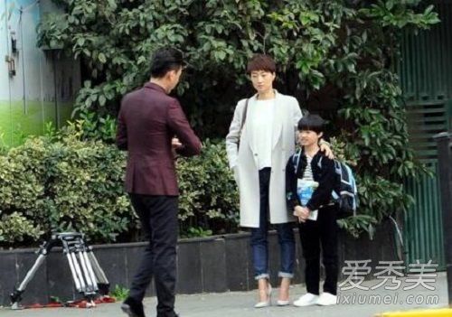 我上半场穿的是什么牌子的陈衬衫？我的前半生雷佳音衬衫