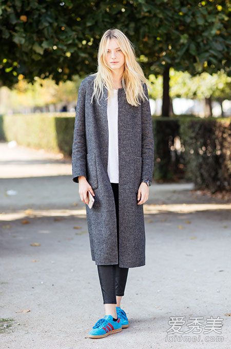 如何搭配灰色外套什么颜色比较好