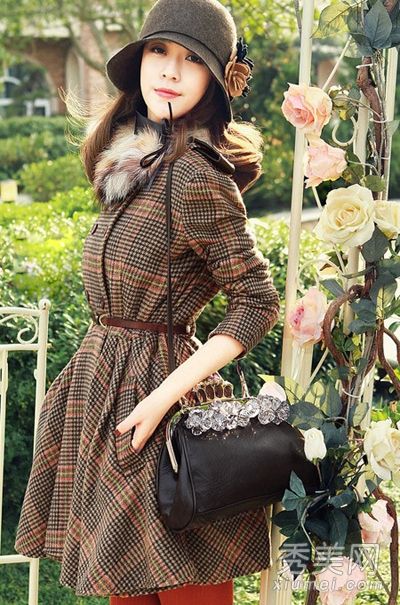 呛口辣椒彰显冬装搭配名媛气质