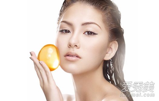 如何使用蛋清去除皺紋去除皺紋的最佳方法