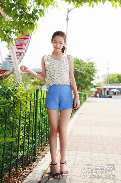 夏末，韩范是最喜欢穿有点新鲜感的衣服。