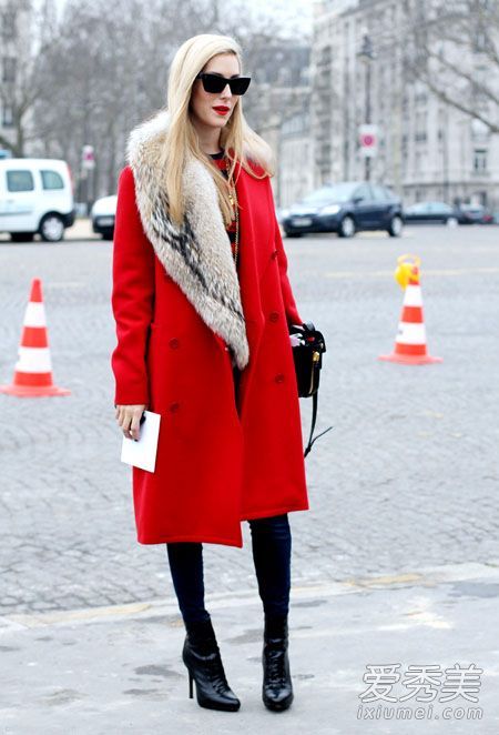 圣诞节你穿什么红色外套