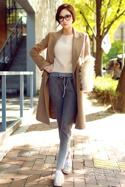 冬季长外套凹形把握时尚气场