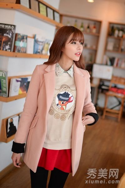 2014年冬天是最热的时候，穿着技术外套和短裙和靴子。