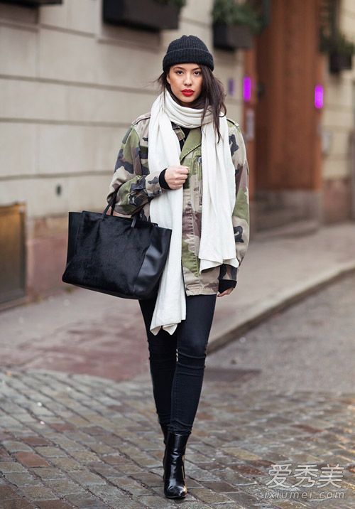 冬季什么颜色围巾百搭黑白灰色可选