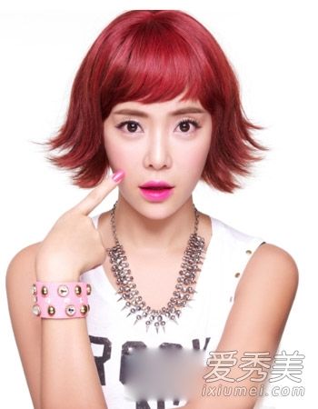 短发是2015年女孩们最流行的漂亮发型