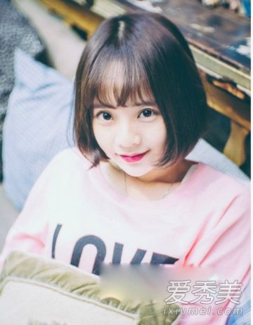 美丽的春天女孩的发型9纯和感人