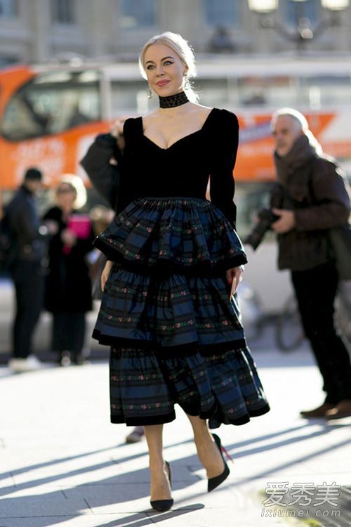 早春2016搭配研究时尚红色博客街拍