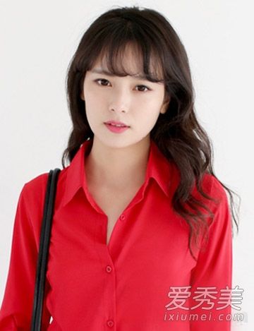 早春长发气质2015女孩爱它