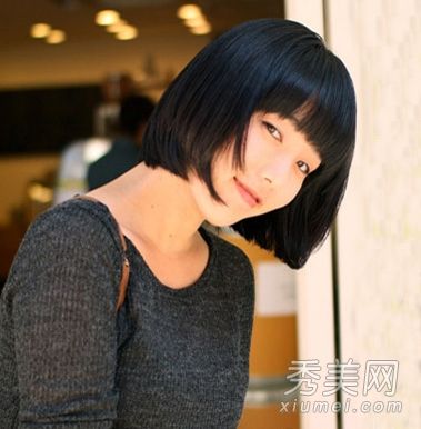 摒弃单调短发时尚短发打造夏日之美