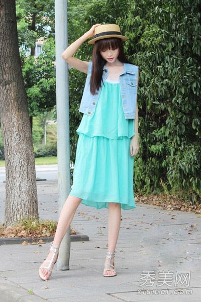 背心混搭连衣裙秋季超实用搭配