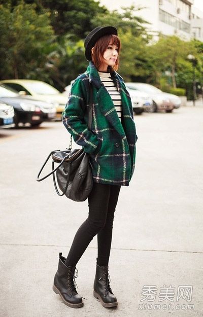 英式呢绒外套，搭配裙子和长裤，优雅复古