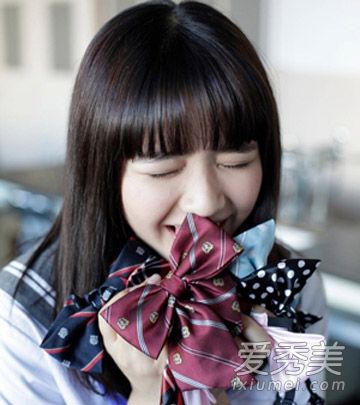 年龄减少的产物邦奇不能与长发和短发分开。