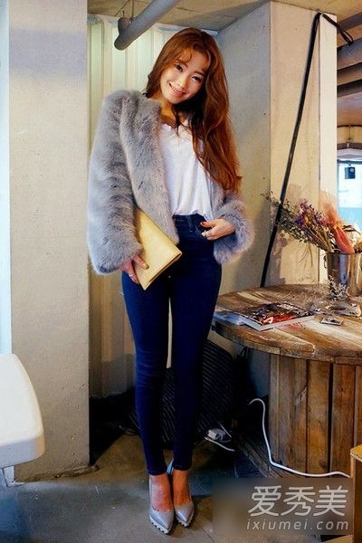 长发MM必须学会!9种美丽的发型让你成为一道美丽的风景。