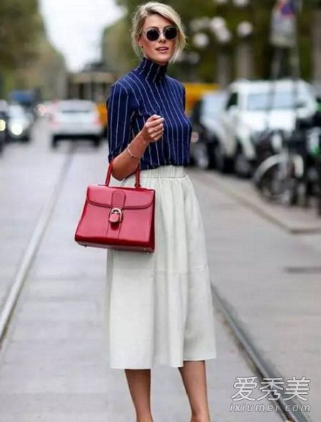 德尔沃的辉煌有多少？德尔沃辉煌包柜台价格