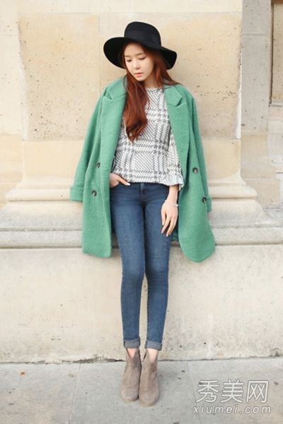 糖果色外套今年冬天将无法打造出一个清新完美的小女人