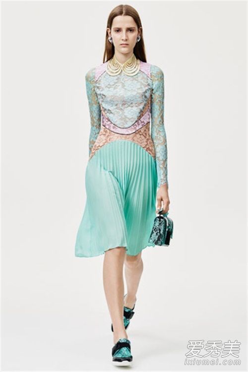 你被2016年春天最漂亮的裙子迷住了吗