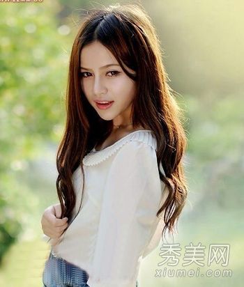 最新韩版气质长卷发各种脸型均适用。