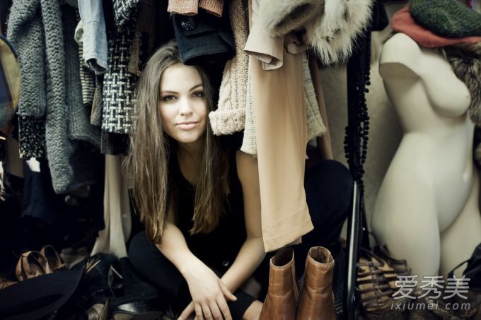 7种衣服,你应该在看完之后马上从衣柜里扔掉