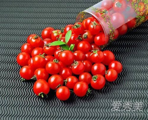小番茄能在臉上塗雀斑嗎？如何製作番茄祛斑麵膜