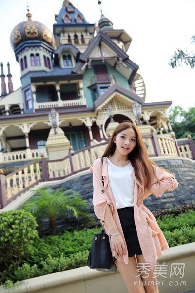 八套简单的秋装搭配新手也可以穿得很有气质。