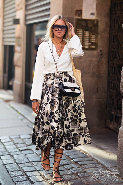 2016年半身裙推荐在春天穿仙女裙。