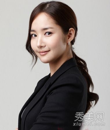 OL必备气质发型推荐时尚干练更受欢迎