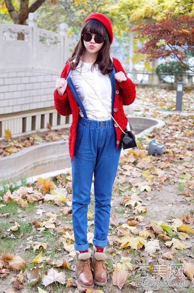 背部和裤子是最必要的穿着和穿着图片，出售可爱和年龄降低。