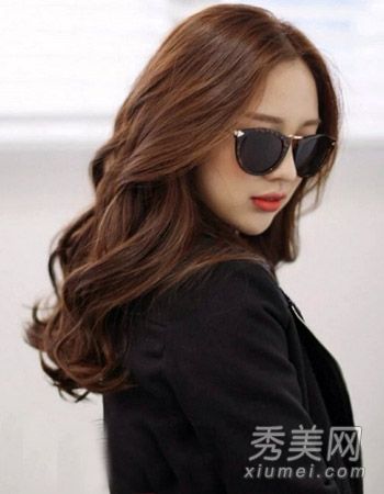 今年秋天，9种韩式卷发很受女孩欢迎，成为完美的女性。