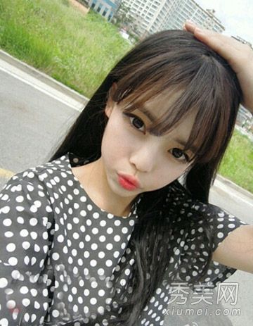 9韩式空气体刘海,甜美柔和的发型很流行