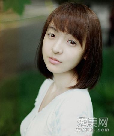 2013年最受欢迎的是最新款的甜美短发。