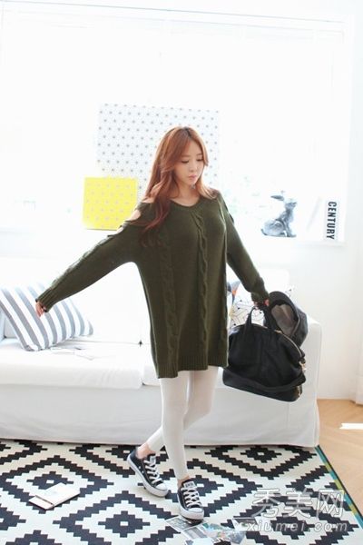 打底裤跟什么外套秋毛衣毛衣毛衣很舒服