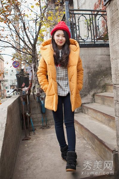 棉袄里流行的是保暖的棉衣，韩的回报不错。