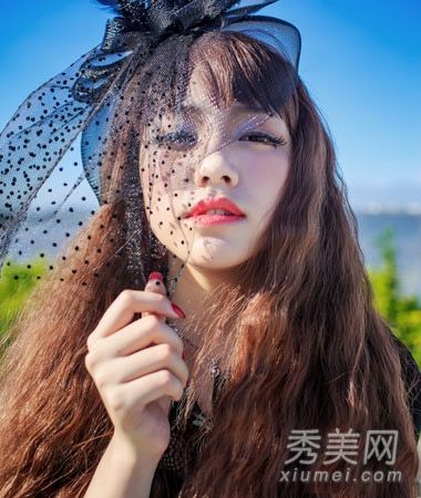 9好呵护冬季女孩烫发时尚甜美冬季