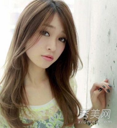 9时尚日本女孩长卷发浅成熟女性必备