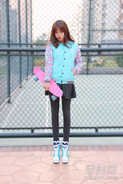 短裤和宽松的短棉袄说再见