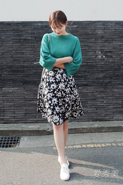 绿色单品清新活泼，穿着充满春天的感觉。