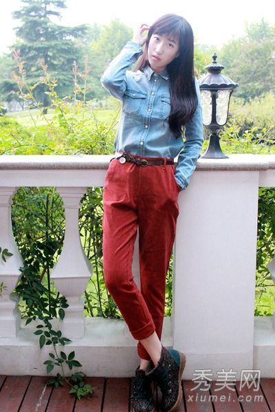 时尚衬衫配裤子，款式简单，休闲美观