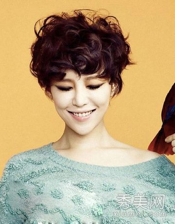 圣诞嘉年华季:9个短发慢发型成为派对女王