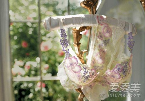 内衣可以用84消毒剂清洗吗？洗内衣的最好方法是什么