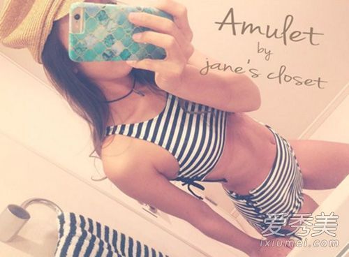 要成为沙滩女神，你必须穿三种比基尼