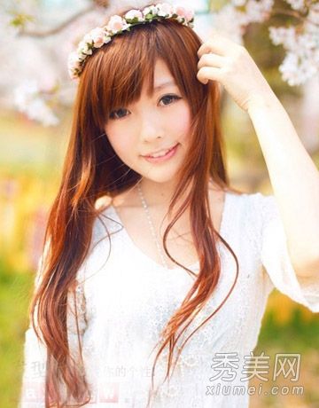 卷发是2014年女神9号韩国卷发中最受欢迎的