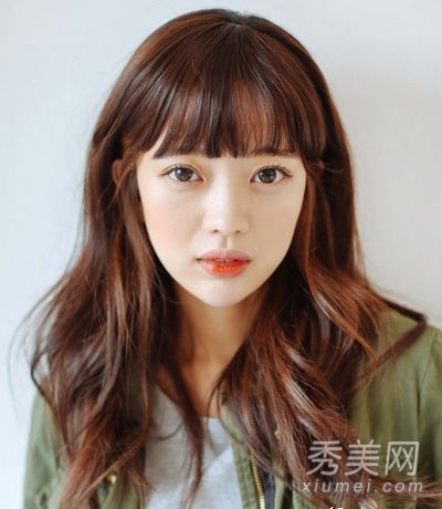 韩国美女爱留长发,让气质变得温柔