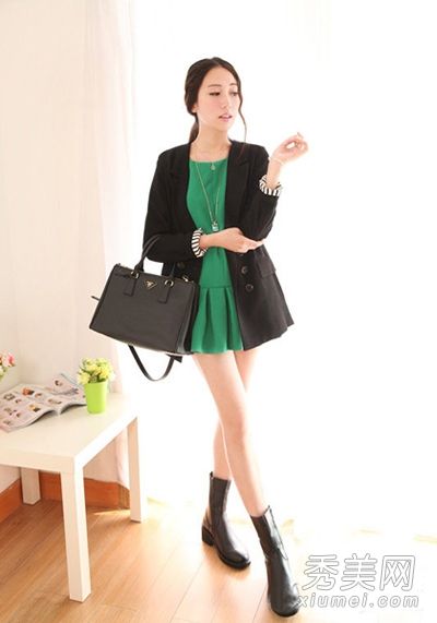 短靴连衣裙秋装完美看起来最美