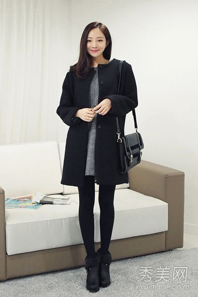 如何搭配黑色呢绒大衣和才子装