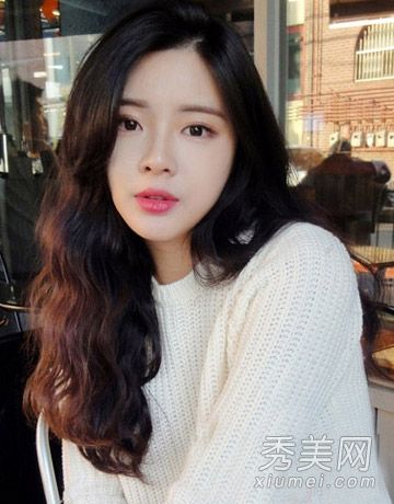 9女孩的玉米发型在冬天最受欢迎