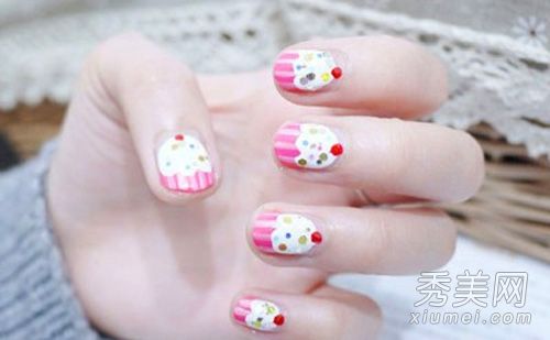 DIY美甲简单教程蛋糕美甲步骤图